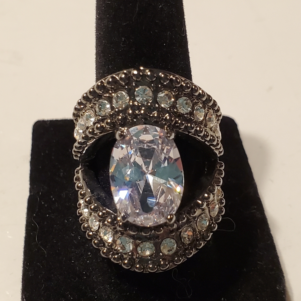 Park Lane Vintage Statement Ring In Black And Clear Crystals Size 7